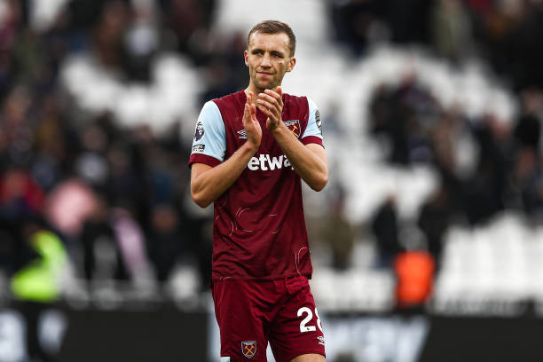 端暴露出不 端暴露出不