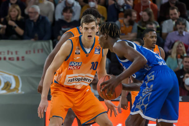 和控制力下 和控制力下