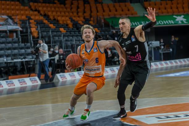 于场外问题 于场外问题